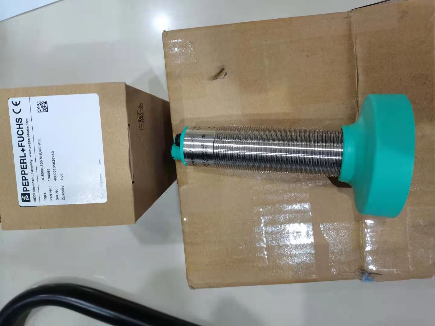 UC6000-30GM-IUR2-V15.jpg