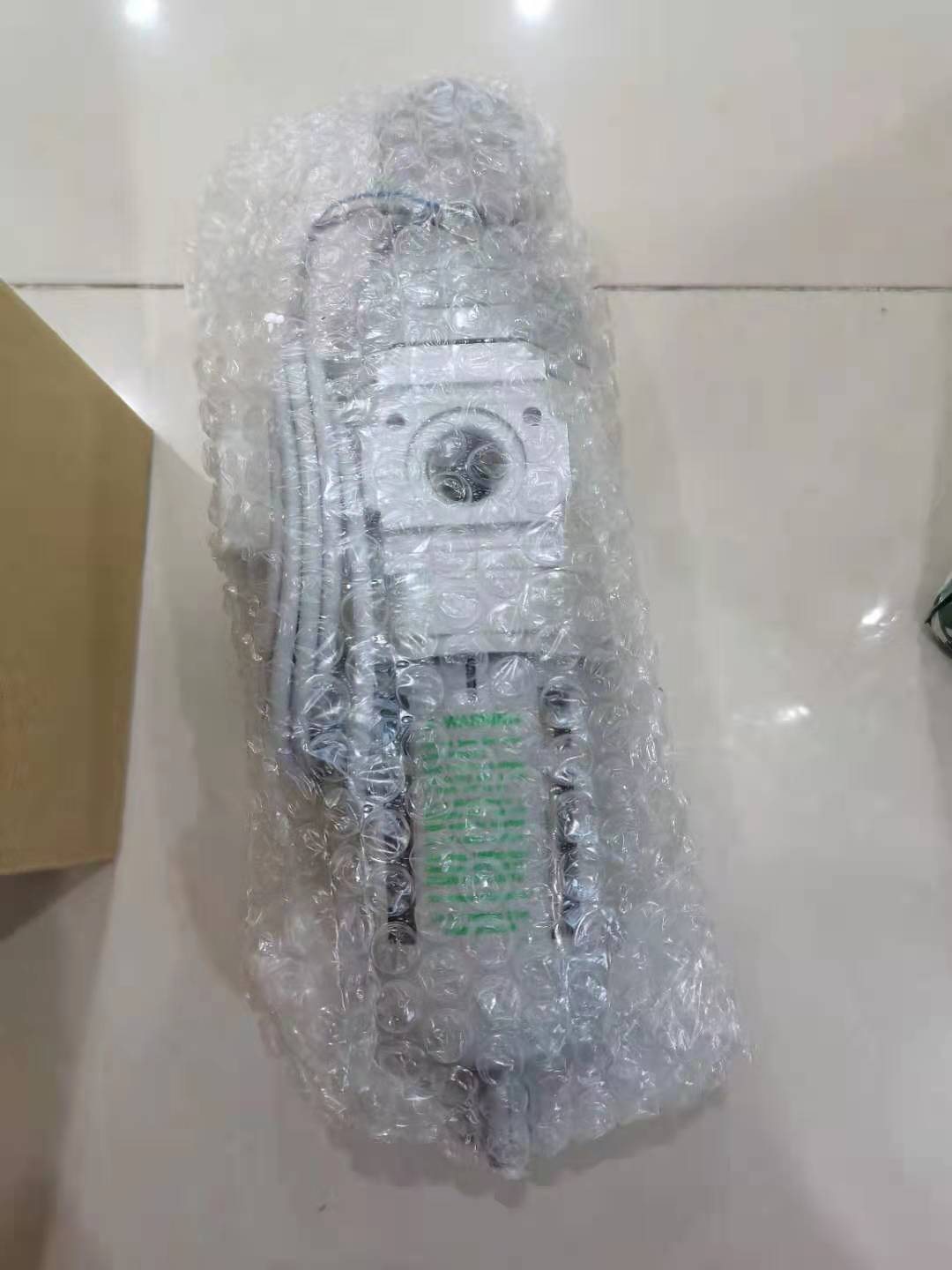 W3000-10-W-RN.jpg