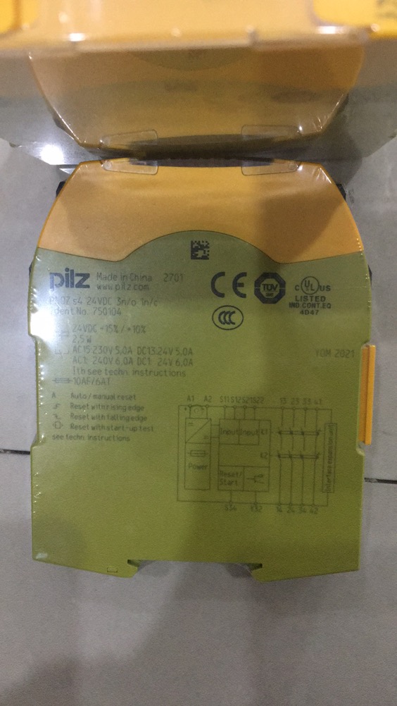 PILZ 750104.jpg
